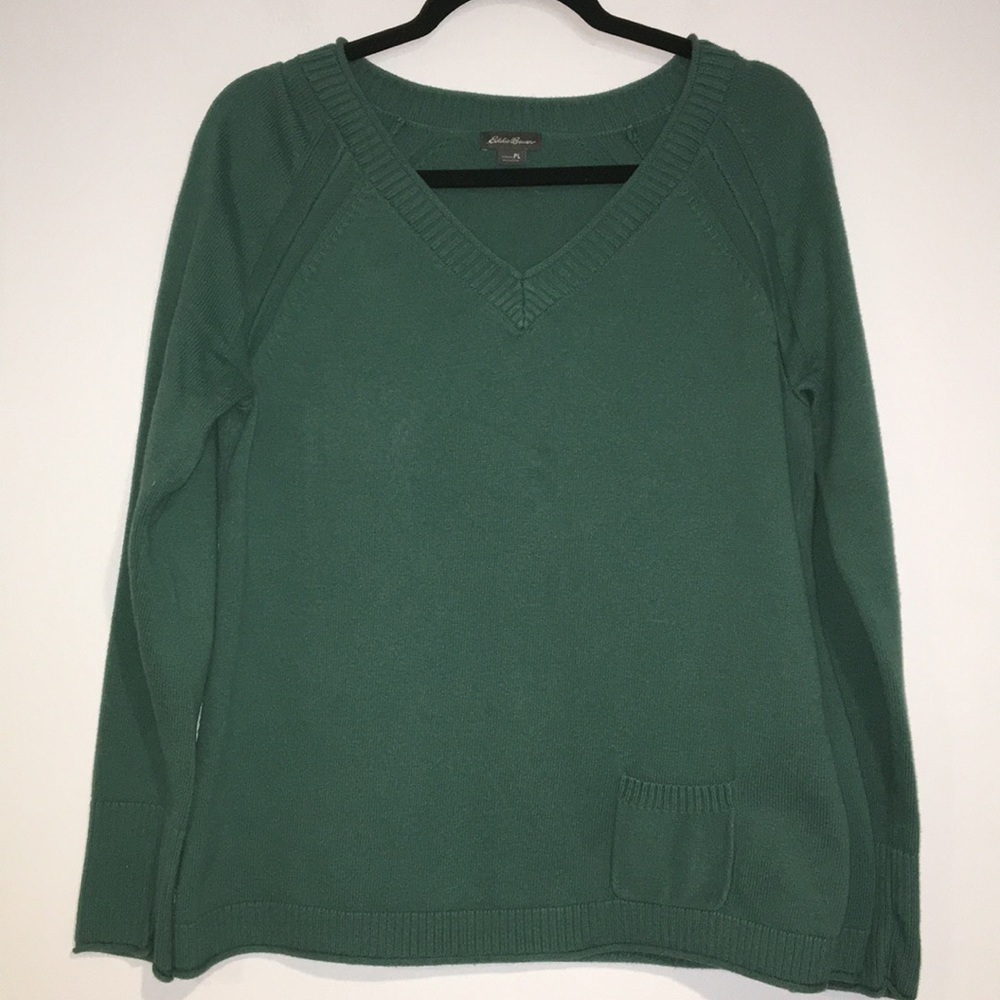Eddie Bauer green V-neck cotton sweater LP